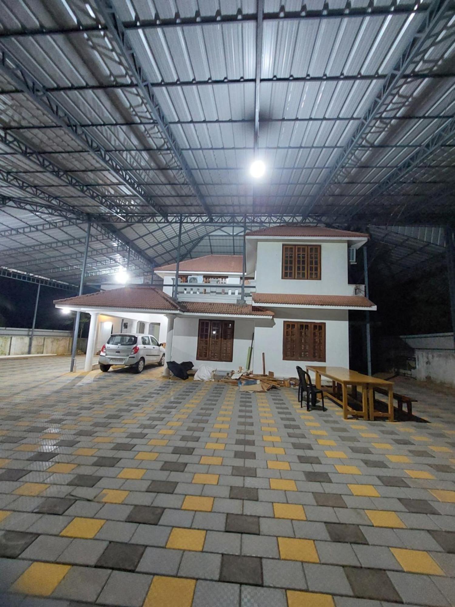Water Gate Tourist Home And Resorts Mundrothuruth Exterior photo